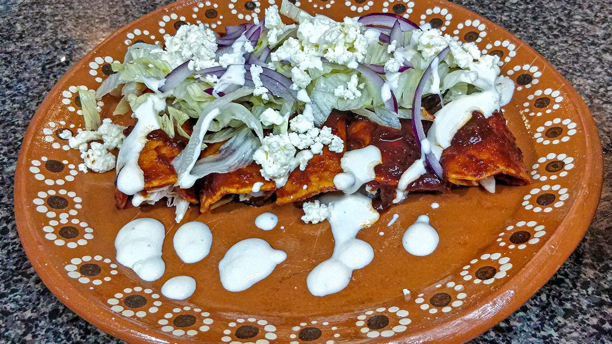 Enchilada's met gehakt en tomatensalsa