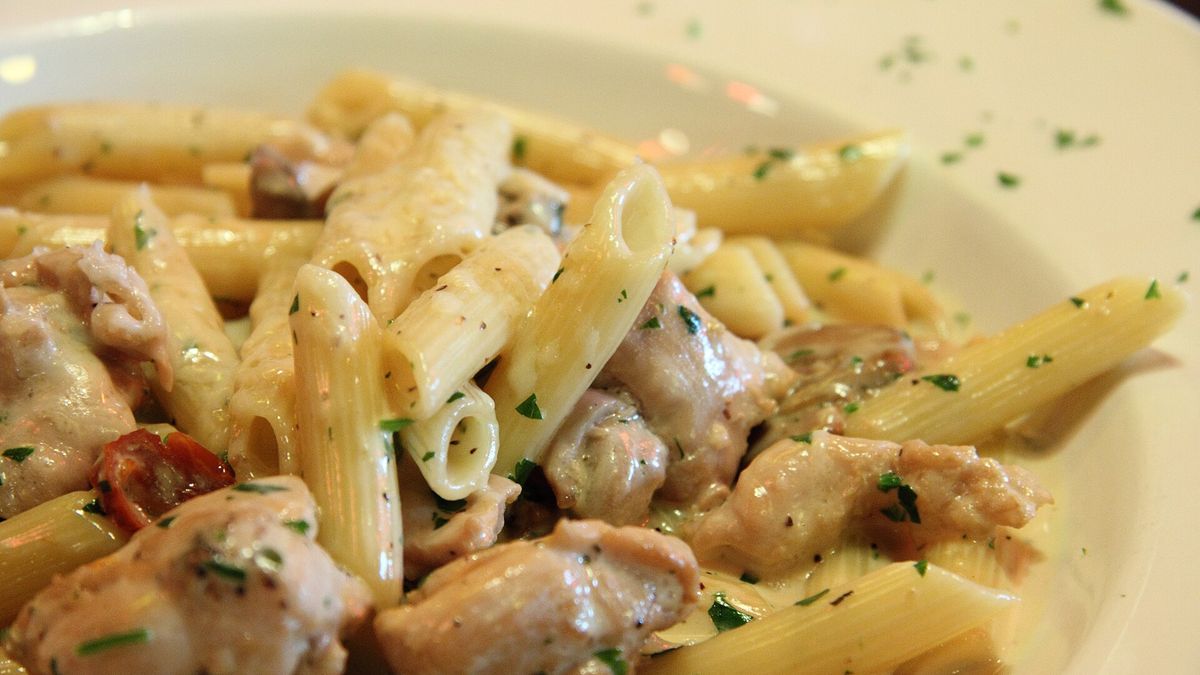 Pasta pesto met kip