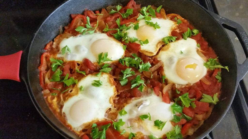 Shakshuka met gehaktballetjes en bonen